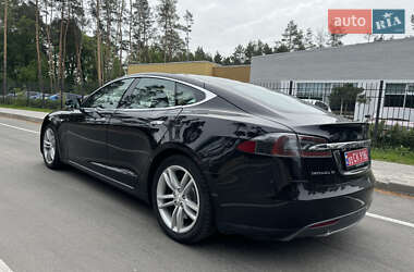 Ліфтбек Tesla Model S 2014 в 