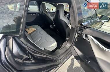 Лифтбек Tesla Model S 2016 в 