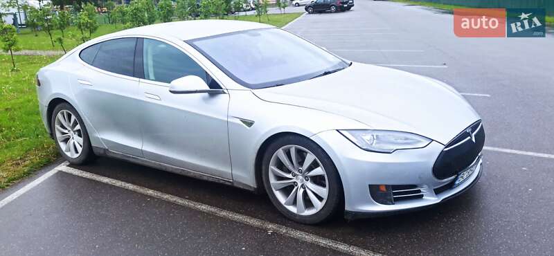 Лифтбек Tesla Model S 2013 в Богородчанах
