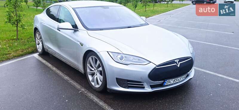 Лифтбек Tesla Model S 2013 в Богородчанах