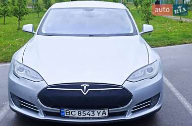 Лифтбек Tesla Model S 2013 в 