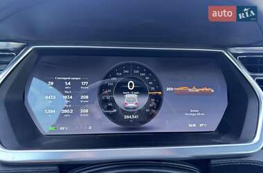 Ліфтбек Tesla Model S 2013 в 