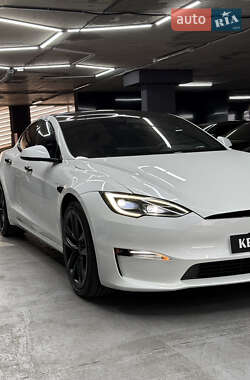 Лифтбек Tesla Model S 2022 в 