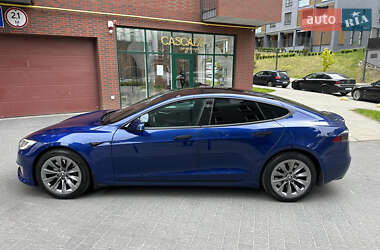 Лифтбек Tesla Model S 2020 в 