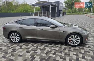 Ліфтбек Tesla Model S 2015 в 