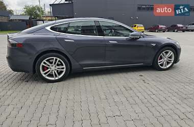 Ліфтбек Tesla Model S 2015 в 