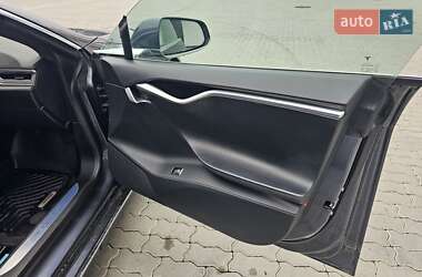 Ліфтбек Tesla Model S 2015 в 