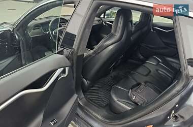 Ліфтбек Tesla Model S 2015 в 