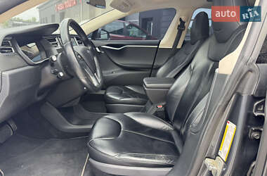 Ліфтбек Tesla Model S 2015 в 
