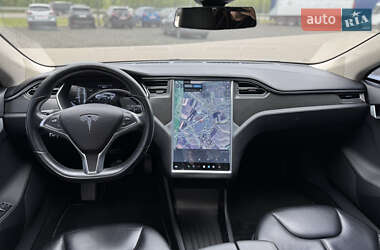 Ліфтбек Tesla Model S 2015 в 