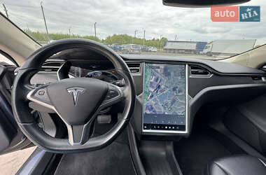 Ліфтбек Tesla Model S 2015 в 