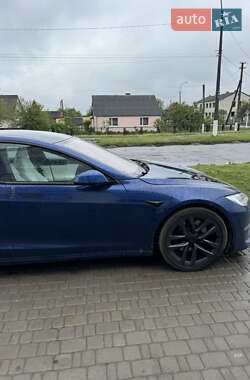 Лифтбек Tesla Model S 2021 в 