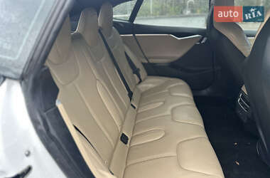 Лифтбек Tesla Model S 2016 в 