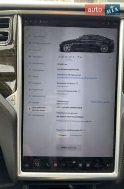Лифтбек Tesla Model S 2014 в 
