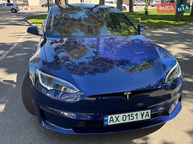 Tesla Model S