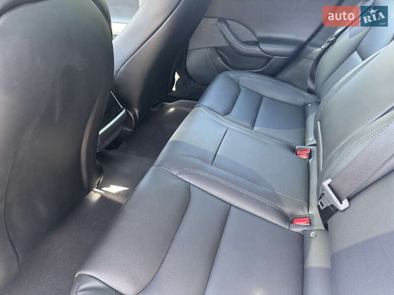 Лифтбек Tesla Model S 2022 в Харькове