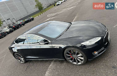 Ліфтбек Tesla Model S 2015 в 
