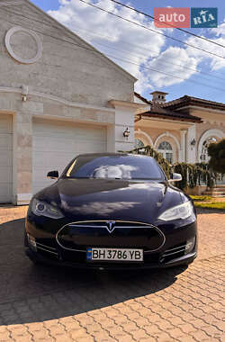 Лифтбек Tesla Model S 2013 в Черноморске