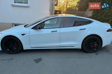 Ліфтбек Tesla Model S 2017 в Хмельницькому