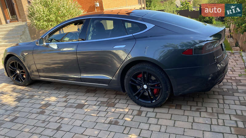 Ліфтбек Tesla Model S 2015 в Вінниці фото 4 Ліфтбек Tesla Model S 2015 в Вінниці
