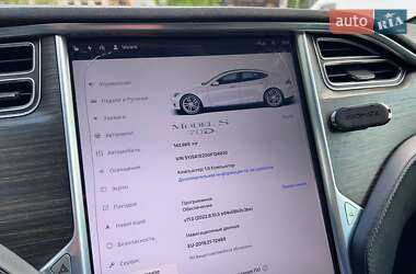 Лифтбек Tesla Model S 2016 в 