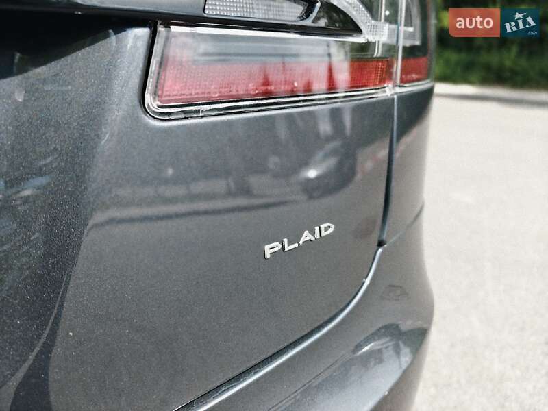 Лифтбек Tesla Model S 2021 в Киеве фото 15 Лифтбек Tesla Model S 2021 в Киеве