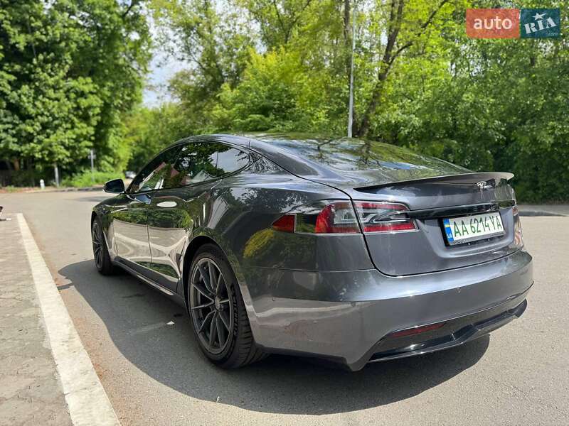Лифтбек Tesla Model S 2021 в Киеве фото 8 Лифтбек Tesla Model S 2021 в Киеве