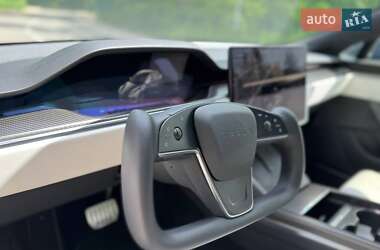 Лифтбек Tesla Model S 2021 в 