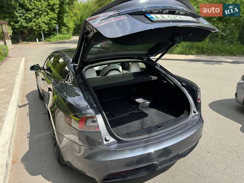 Лифтбек Tesla Model S 2021 в Киеве фото 42 Лифтбек Tesla Model S 2021 в Киеве
