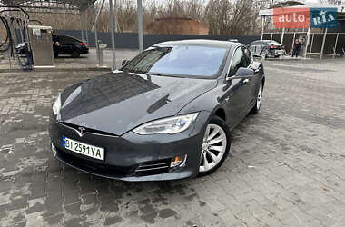 Лифтбек Tesla Model S 2018 в Полтаве