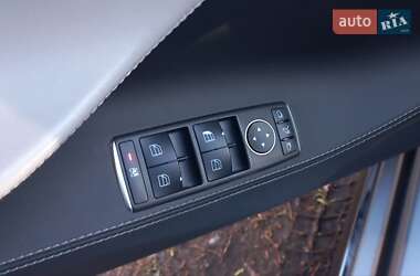 Лифтбек Tesla Model S 2015 в Львове