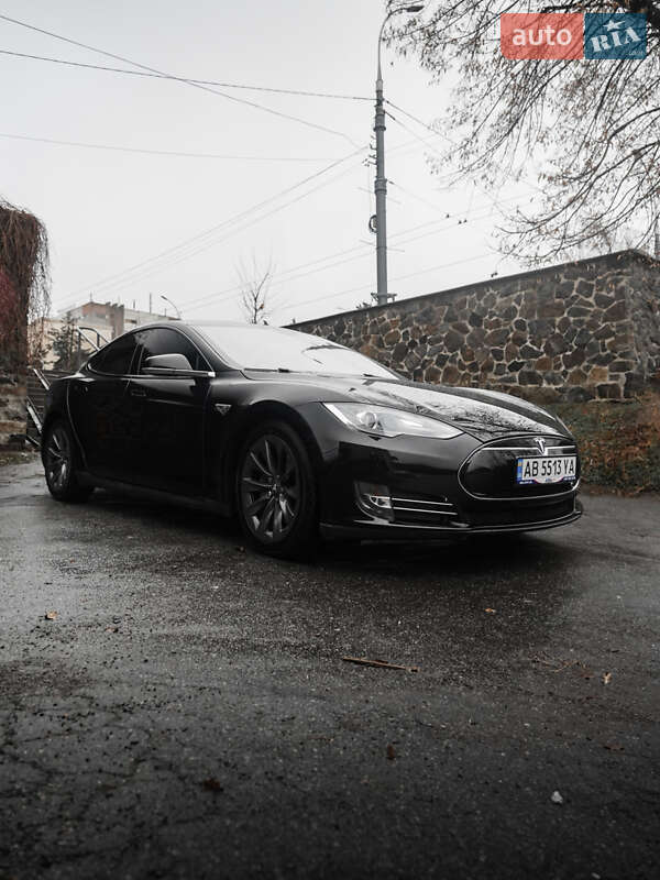 Лифтбек Tesla Model S 2013 в Виннице фото 7 Лифтбек Tesla Model S 2013 в Виннице