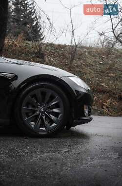 Ліфтбек Tesla Model S 2013 в 