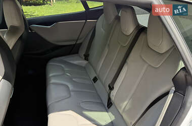 Лифтбек Tesla Model S 2016 в 
