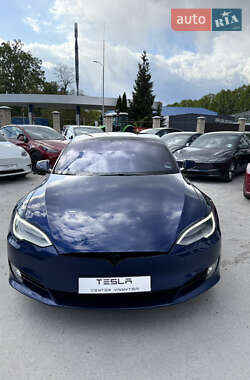 Лифтбек Tesla Model S 2019 в 