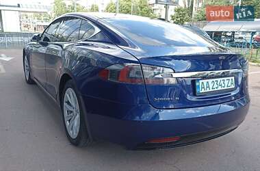 Ліфтбек Tesla Model S 2016 в 