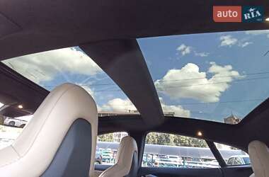 Ліфтбек Tesla Model S 2016 в 