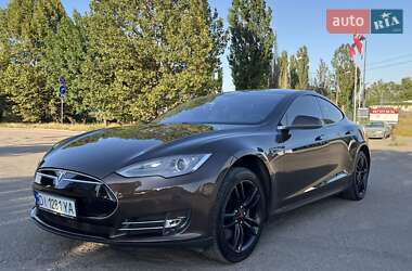 Ліфтбек Tesla Model S 2014 в Миколаєві
