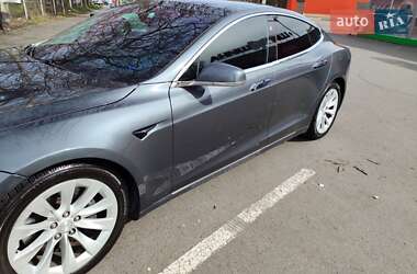 Лифтбек Tesla Model S 2016 в Одессе