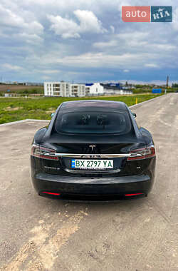 Лифтбек Tesla Model S 2017 в Ровно