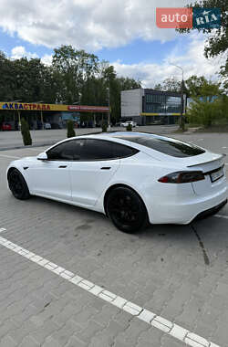 Лифтбек Tesla Model S 2021 в 