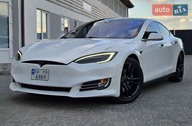 Лифтбек Tesla Model S 2014 в 