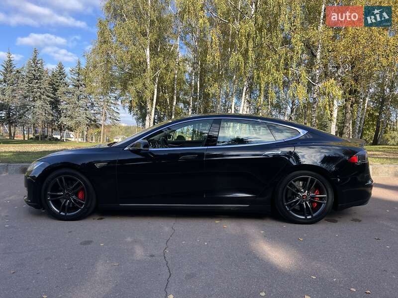 Лифтбек Tesla Model S 2015 в Житомире фото 8 Лифтбек Tesla Model S 2015 в Житомире