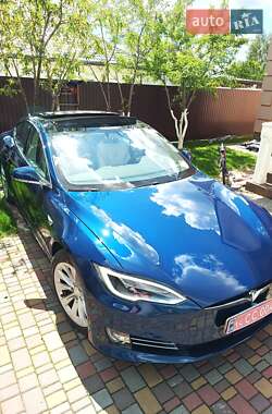 Ліфтбек Tesla Model S 2018 в 