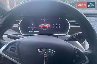 Лифтбек Tesla Model S 2014 в 