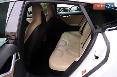 Лифтбек Tesla Model S 2016 в 