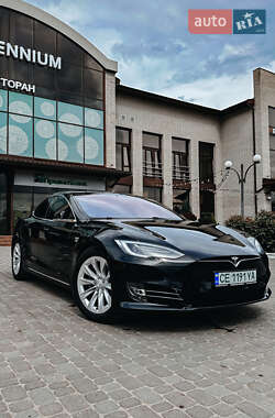 Лифтбек Tesla Model S 2018 в 