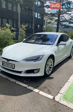 Ліфтбек Tesla Model S 2016 в 