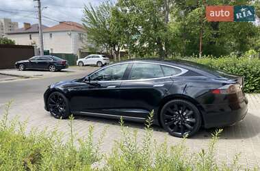 Ліфтбек Tesla Model S 2014 в Одесі