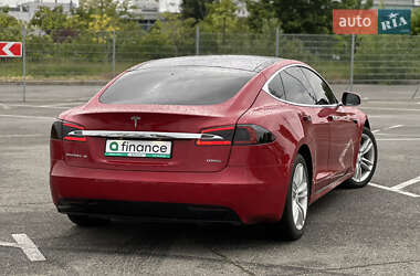 Лифтбек Tesla Model S 2019 в 